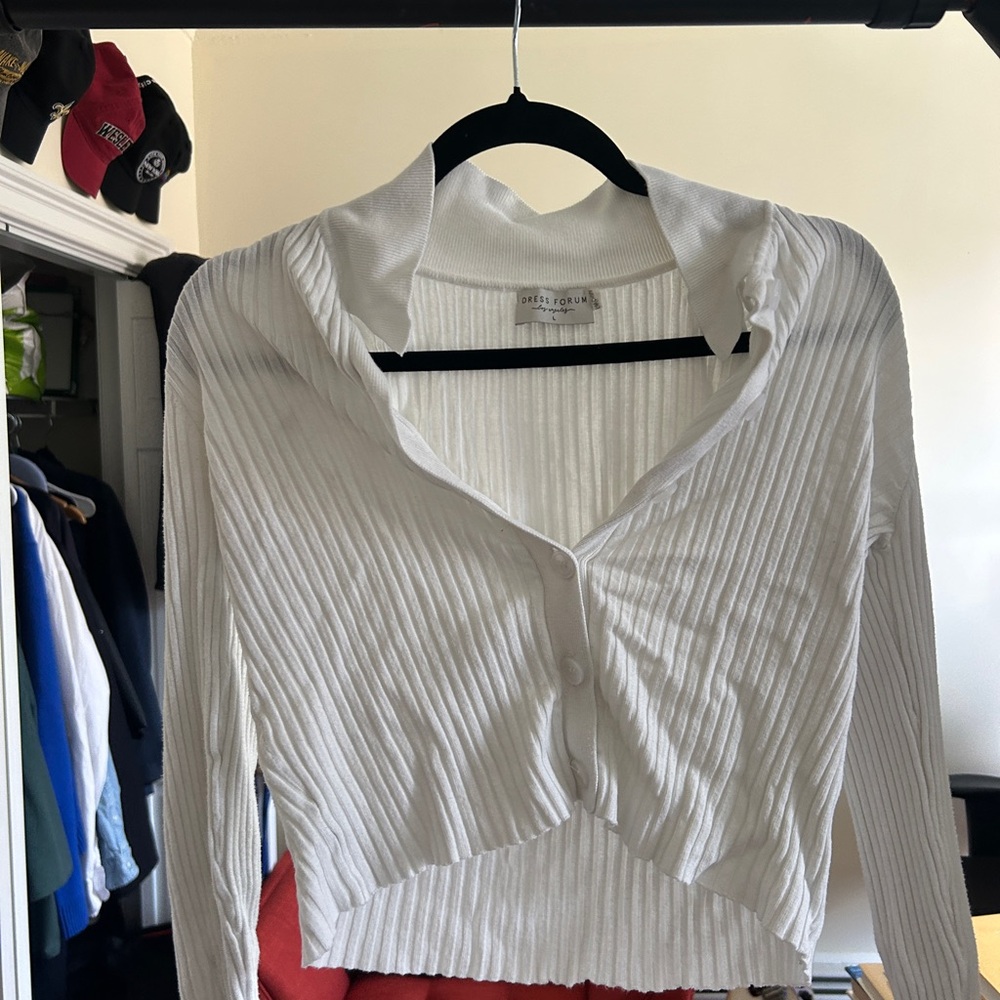 Dress Forum White Ribbed Crop Blouse